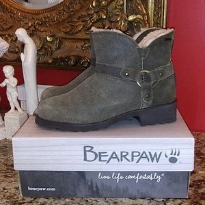 0730 SELLING AS IS BearPaw Anna Boots